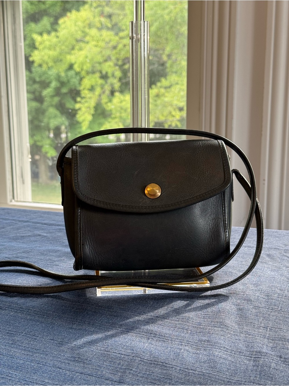 Vintage Coach Chrystie with replacement Spring-lock clasp- navy